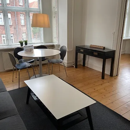 Holmbladsgade 2nd Floor Apartment Kopenhagen